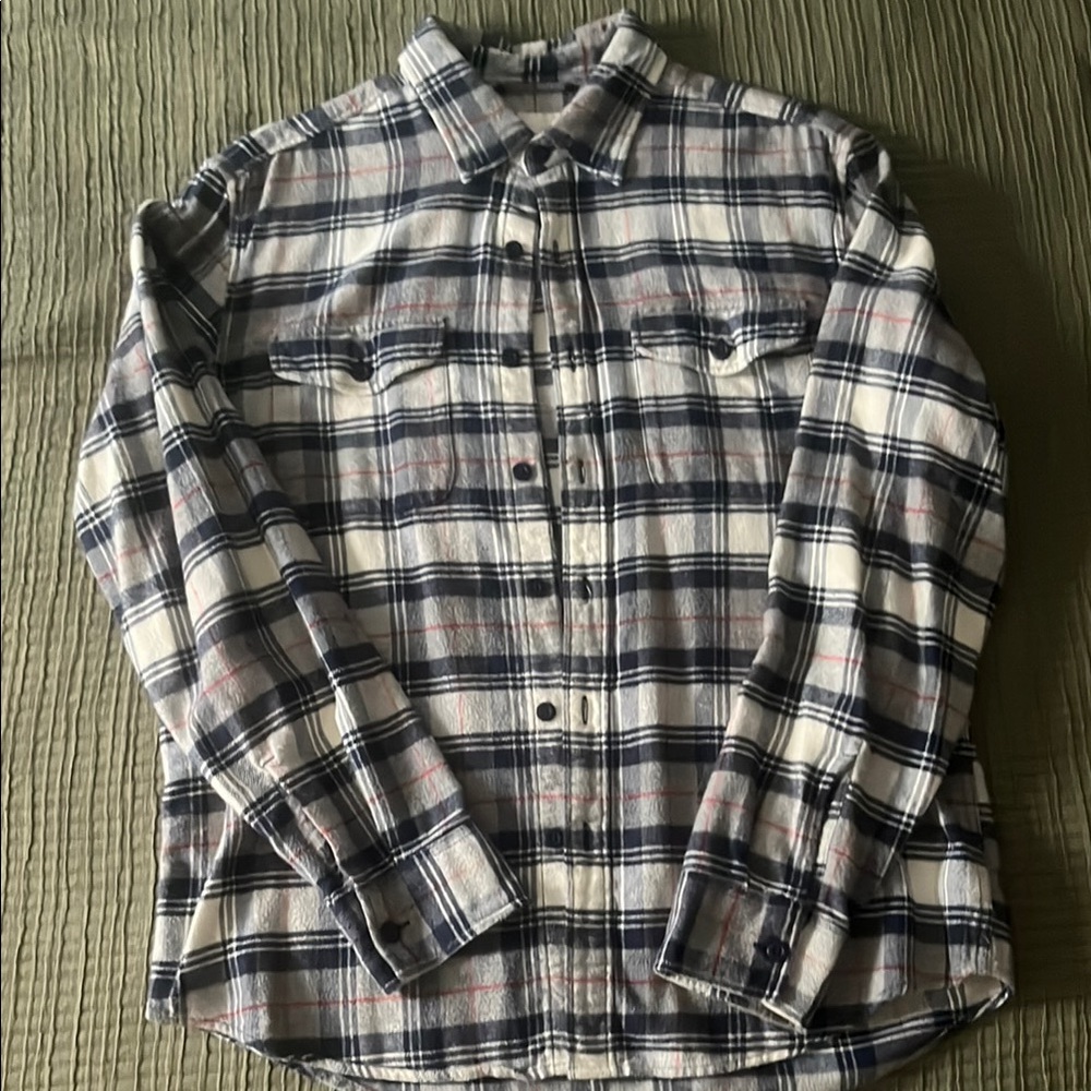 American Eagle Outfitters Navy and White Plaid Shirt